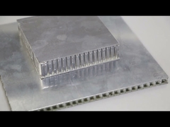 ورق لانه زنبوری آلومینیومی با عرض 1250 میلی‌متر، پوشش PVDF ضد حریق