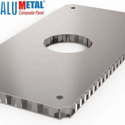 A2 2.5mm 2200mm آلومینیوم لانه زنبوری کامپوزیت ورق پانل در فضای باز 4x8 ورق قالب اثبات