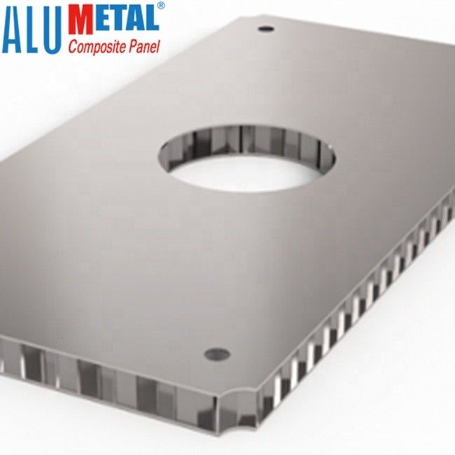 A2 2.5mm 2200mm آلومینیوم لانه زنبوری کامپوزیت ورق پانل در فضای باز 4x8 ورق قالب اثبات